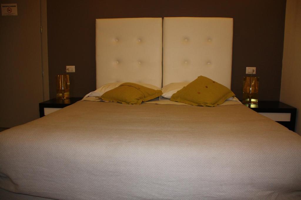 Bcomfort Hotel Cagliari Habitación foto